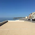 アパート Mare Blu シャッカ